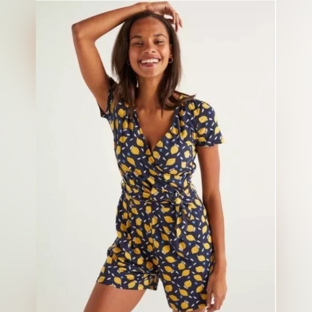 Boden lemon 🍋 romper with pockets good condition!